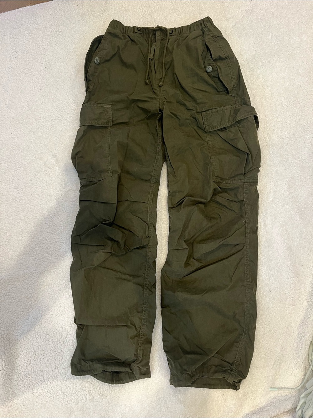 Aritzia Olive Green Cargo Pants